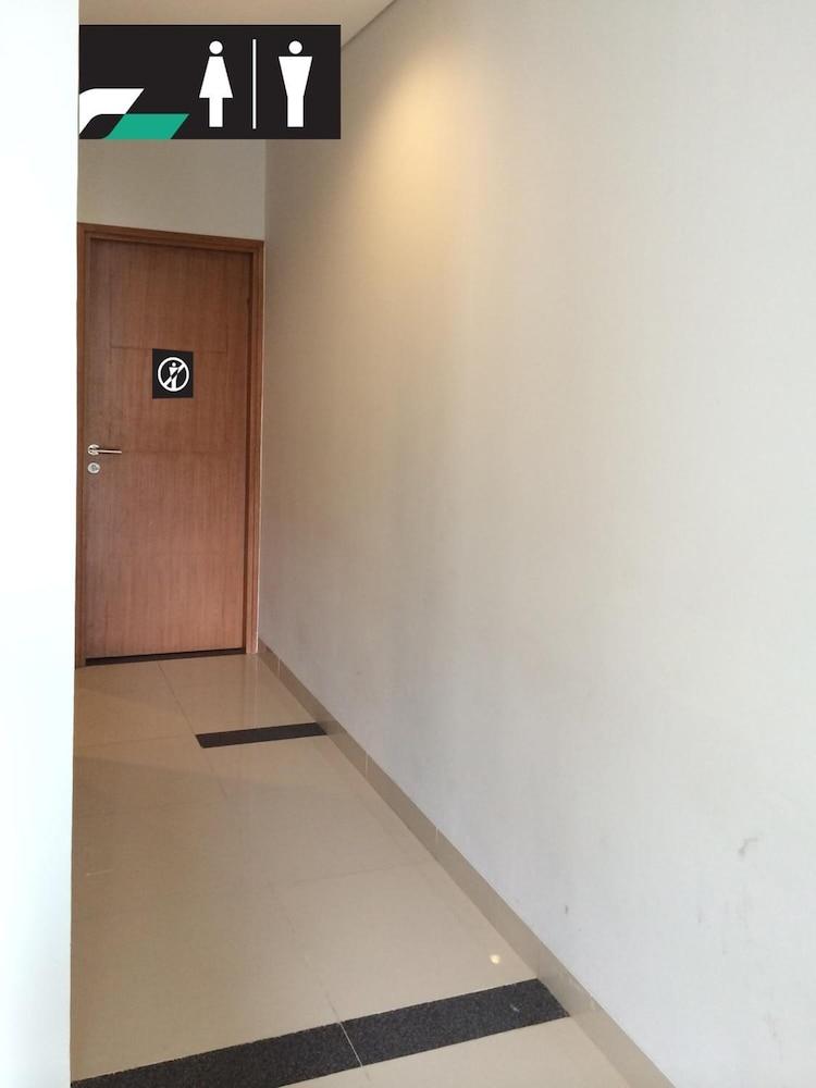 Zizz Convention Hotel Denpasar Exterior foto