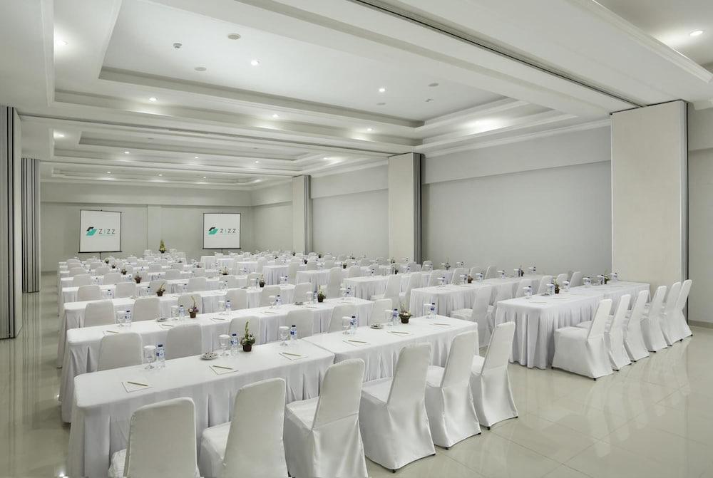 Zizz Convention Hotel Denpasar Exterior foto